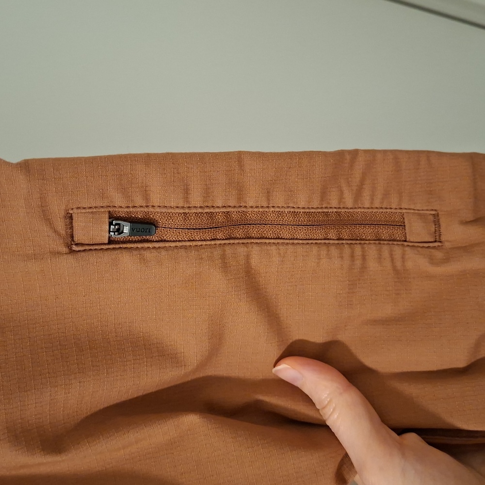 Vuori The Rise/The Shine Drawstring Ripstop Pants in Clay/Rust (Size XS) - Picture 7 of 10